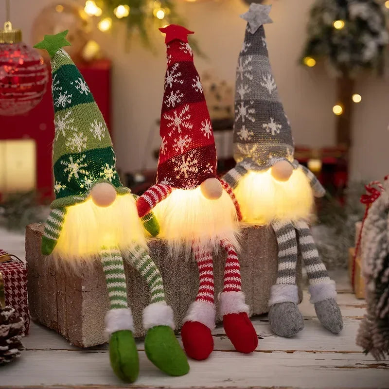 Boneco Duende Natalino de Pelúcia com LED – Enfeite Decorativo