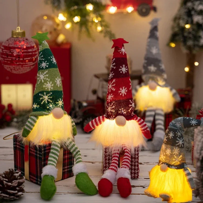 Boneco Duende Natalino de Pelúcia com LED – Enfeite Decorativo