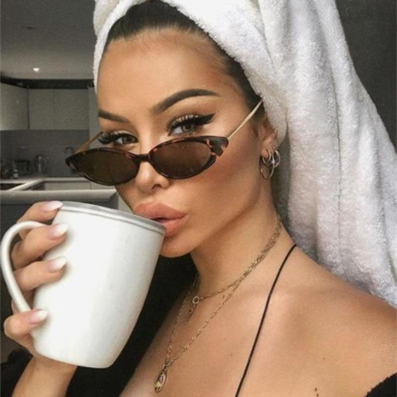 Óculos de Sol Gatinho anos 90